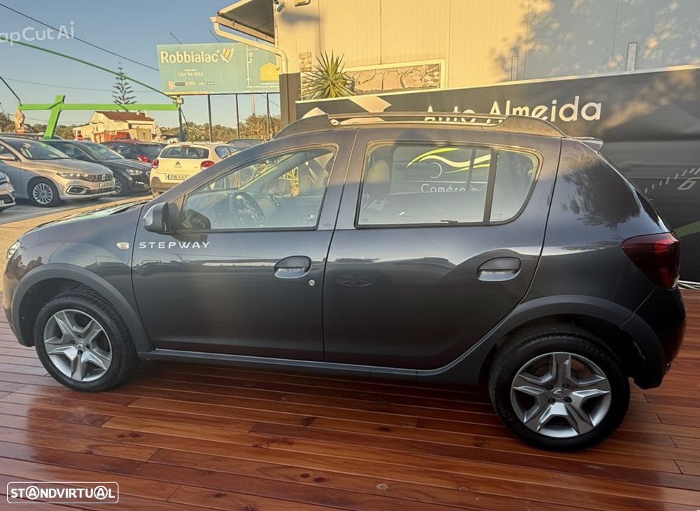 Dacia Sandero Stepway SCe 75 Essential - 5