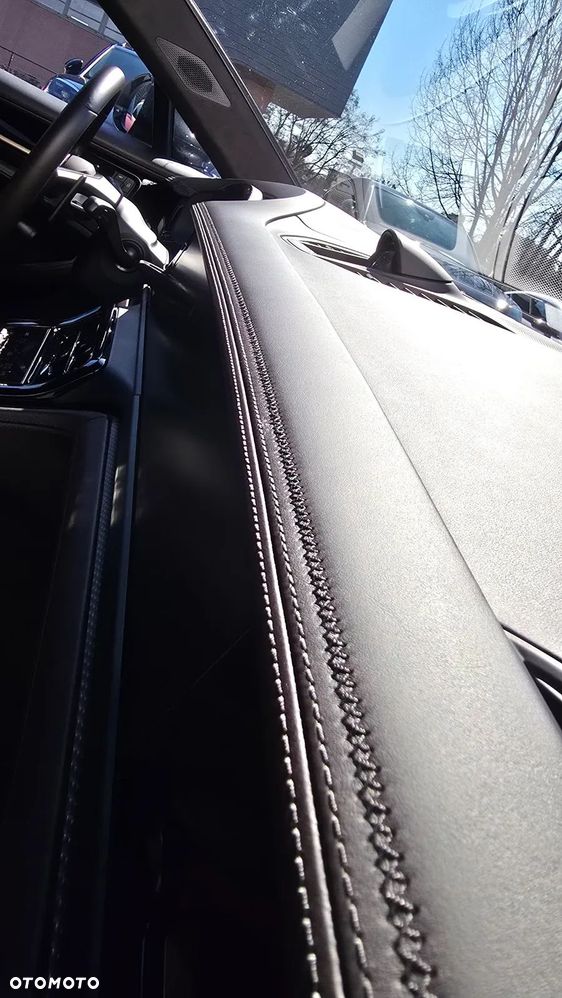 Porsche Panamera - 25