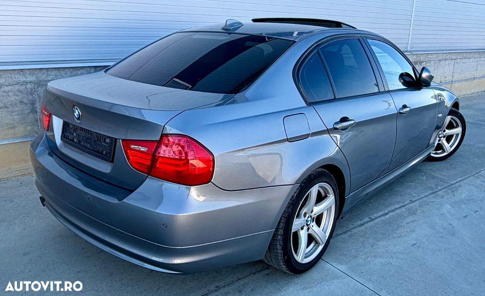 BMW Seria 3 320d DPF Edition Lifestyle - 16