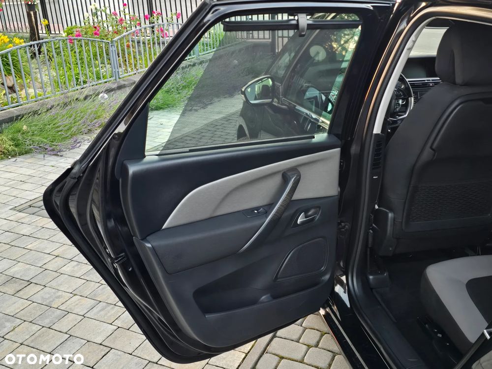 Citroën C4 Picasso BlueHDi 120 Exclusive - 19