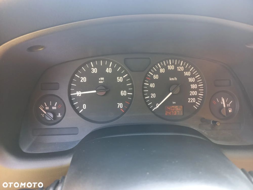Opel Astra 1.4 - 16