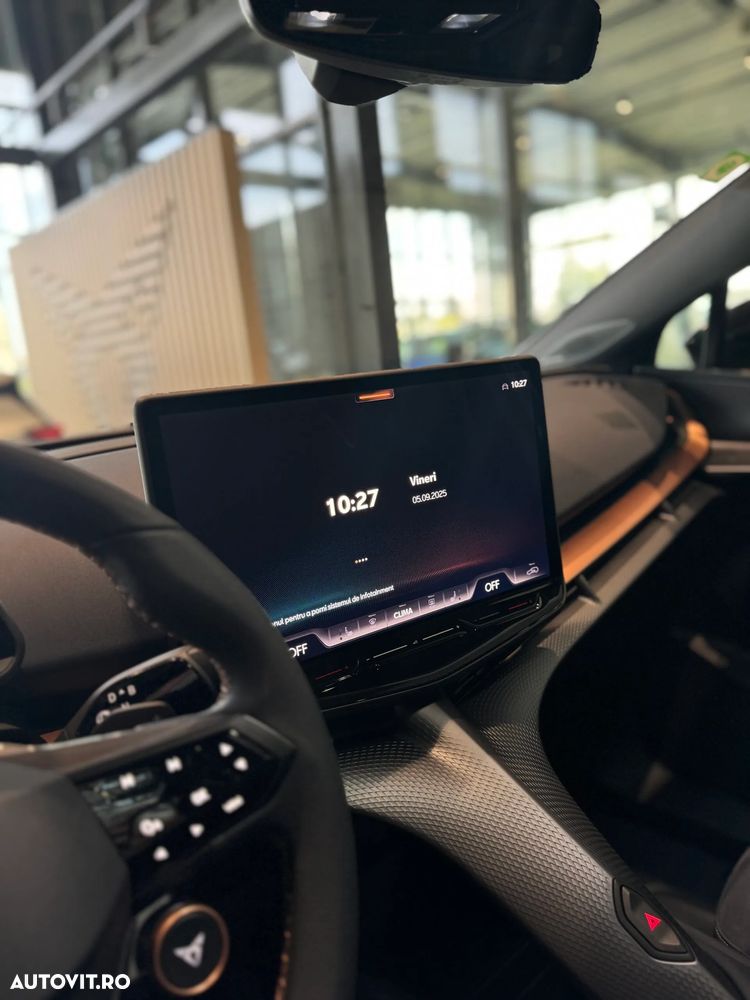 Cupra Tavascan 77 kWh 4Drive VZ Adrenaline - 7