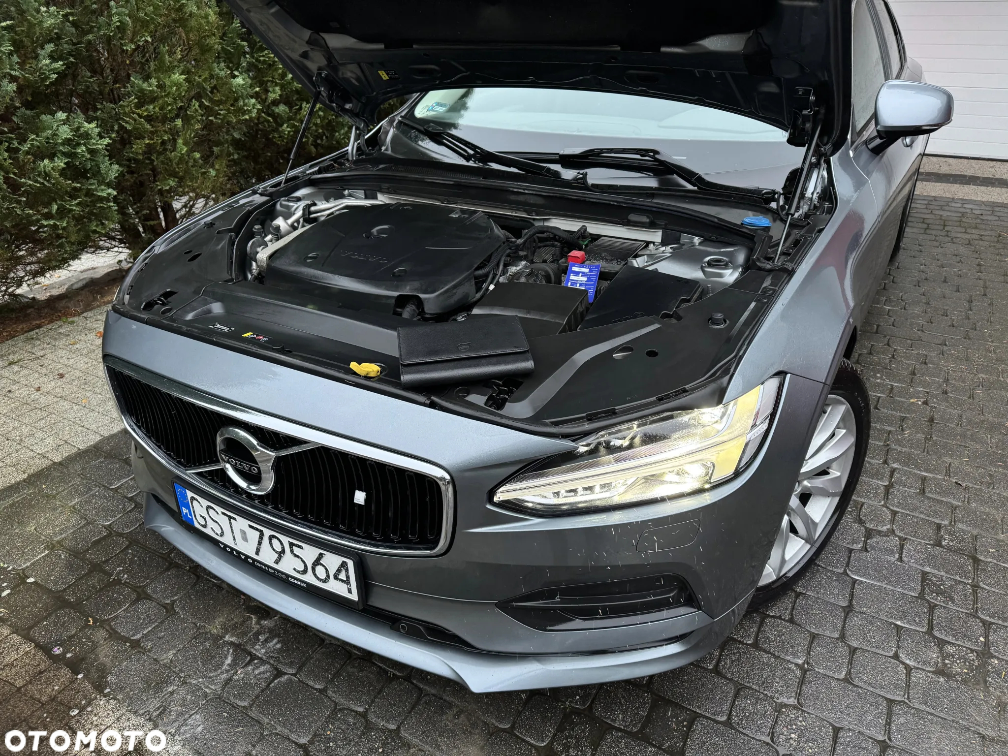 Volvo S90 T4 Momentum Pro - 11