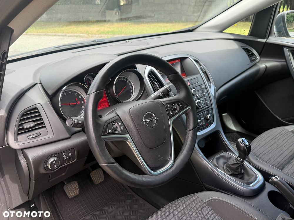 Opel Astra 1.4 Turbo Edition Sport - 11