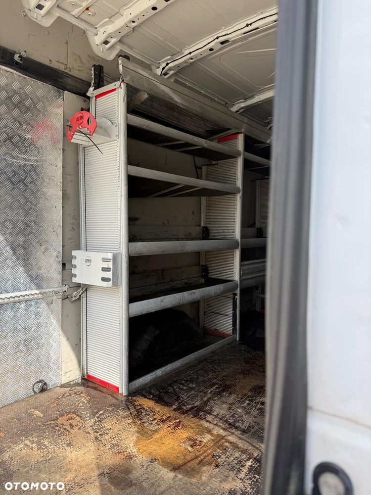Ford Transit - 14