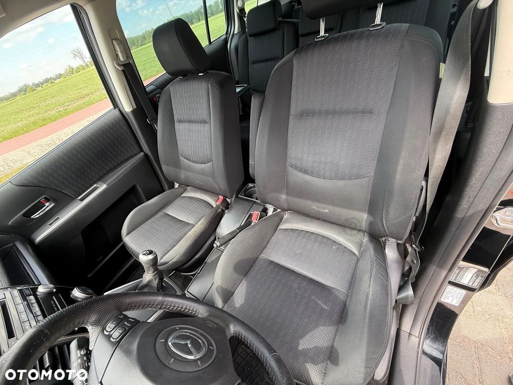 Mazda 5 - 14
