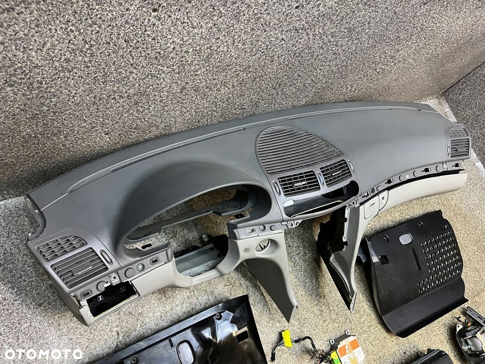 Kokpit deska pulpit pasy bezpieczenstwa poduszki modul AIRBAG Mercedes W211 - 4