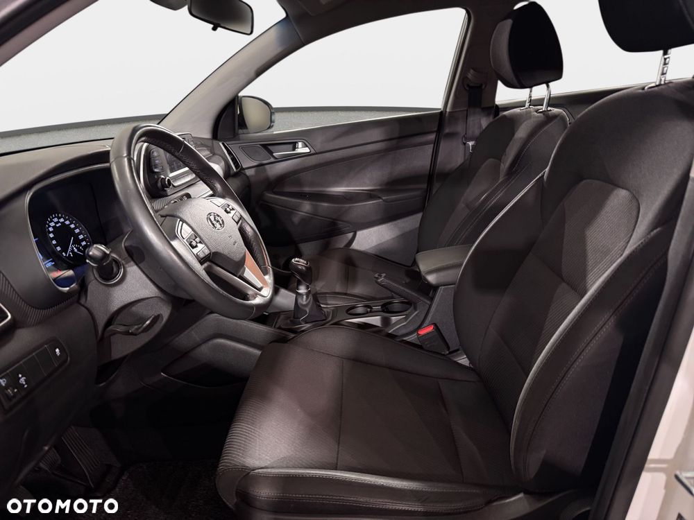 Hyundai Tucson - 11
