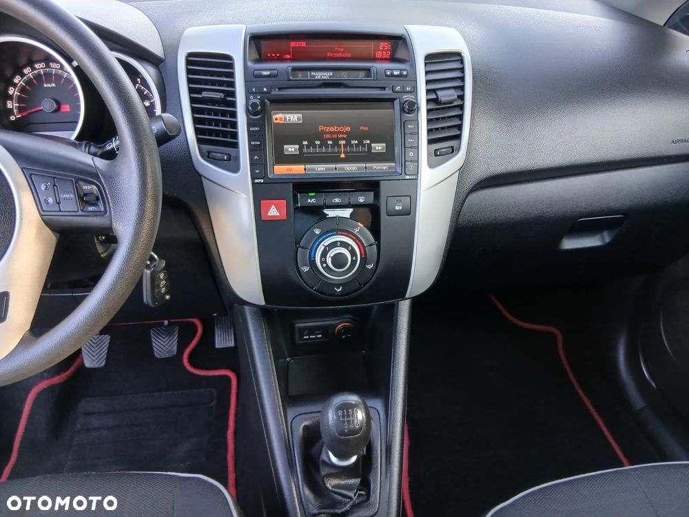 Kia Venga 1.6 Business Line - 27