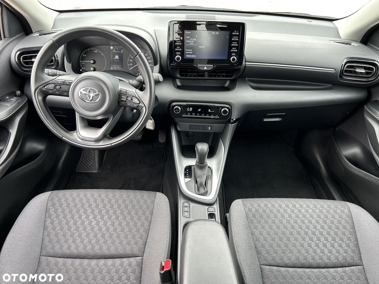 Toyota Yaris - 12