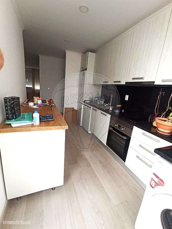 Apartamento T2 para arrendamento - Grande imagem: 2/27