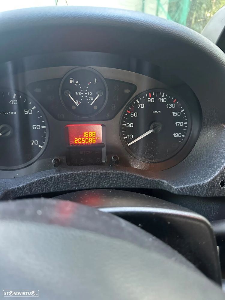 Peugeot Expert 1.6 HDi L2H1 Semi-Vidrado - 4