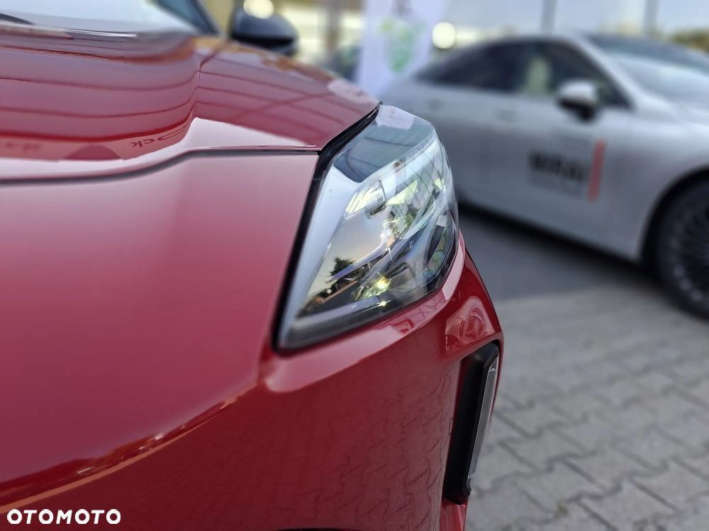 Toyota Yaris Cross Hybrid 1.5 Executive - 13