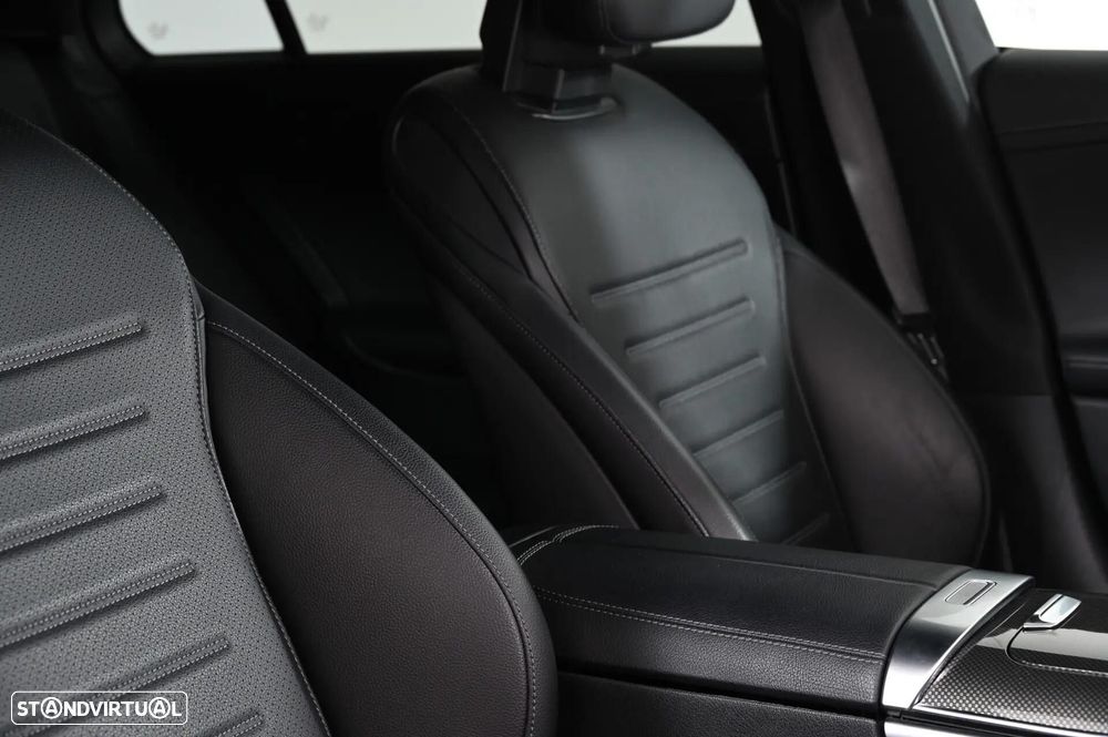 Mercedes-Benz C 300 d AMG Line - 21