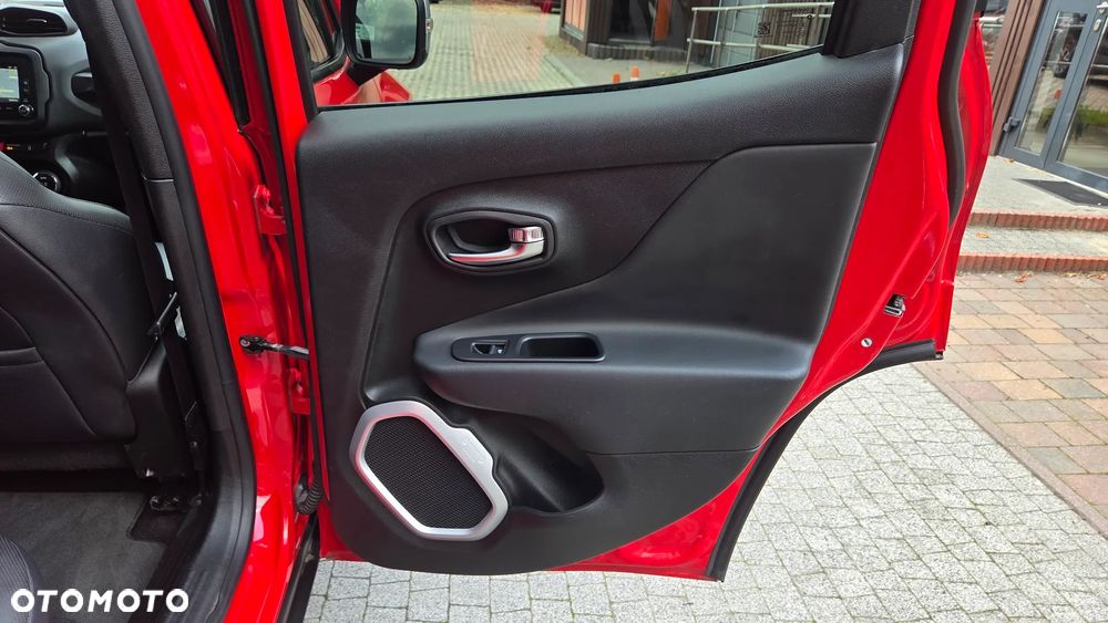 Jeep Renegade 1.4 MultiAir Limited - 29