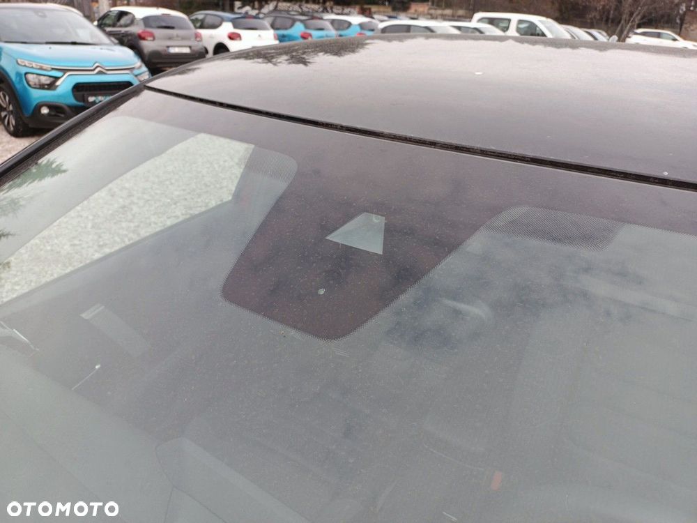 Citroën C4 1.2 PureTech Max S&S EAT8 - 19