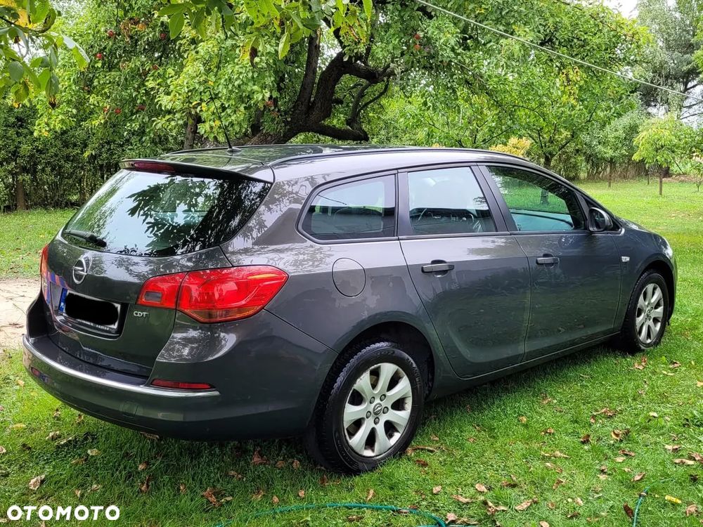 Opel Astra IV 1.6 CDTI Enjoy - 2