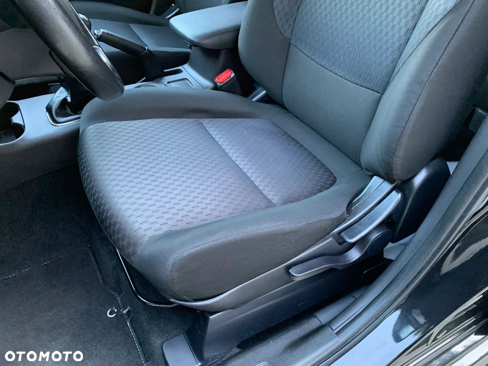 Mitsubishi Outlander - 22