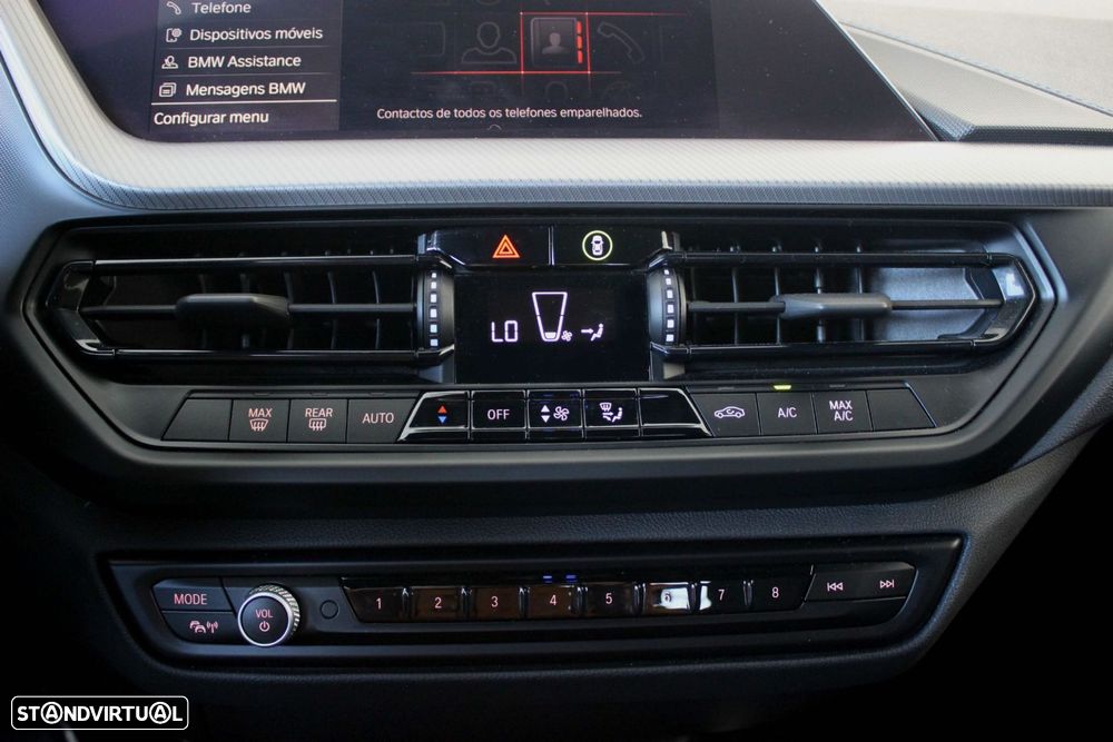 BMW 116 d Pack 50 anos M Auto - 32