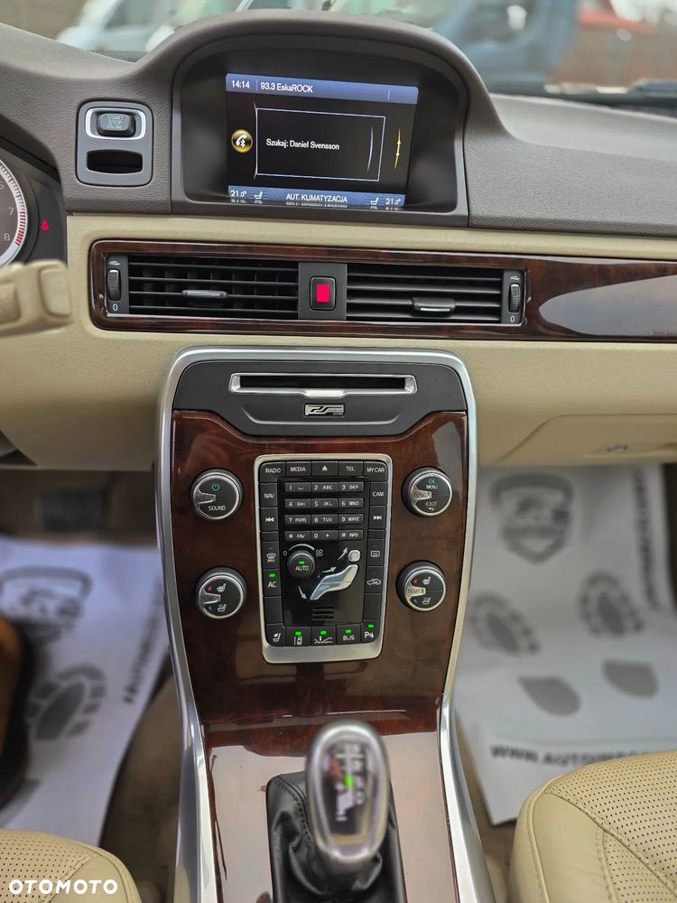 Volvo V70 2.5T Summum - 28