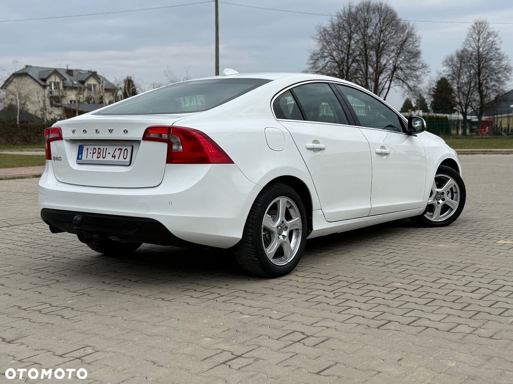 Volvo S60 DRIVe Momentum - 3