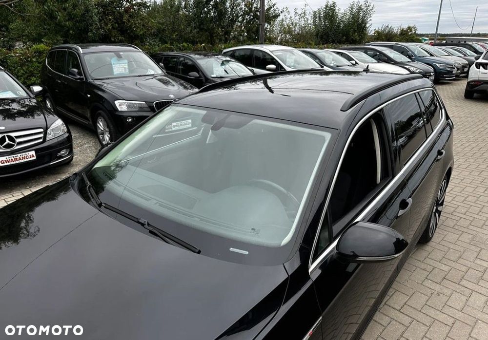 Volkswagen Passat - 33