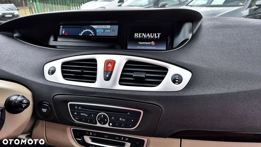 Renault Grand Scenic 2.0 16V 140 CVT Bose Edition - 40