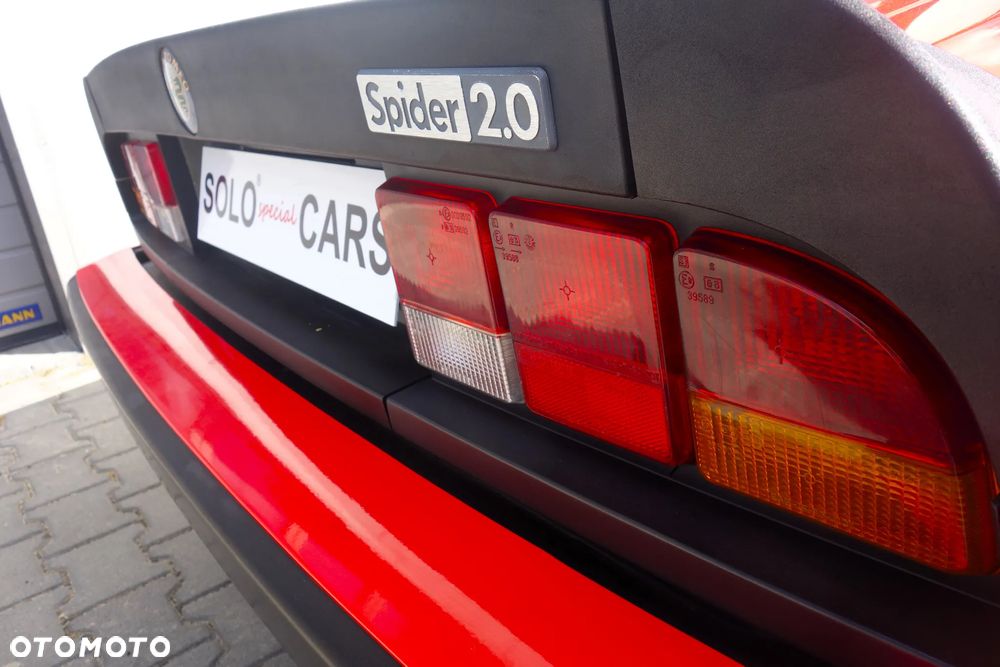 Alfa Romeo Spider 2.0 - 10