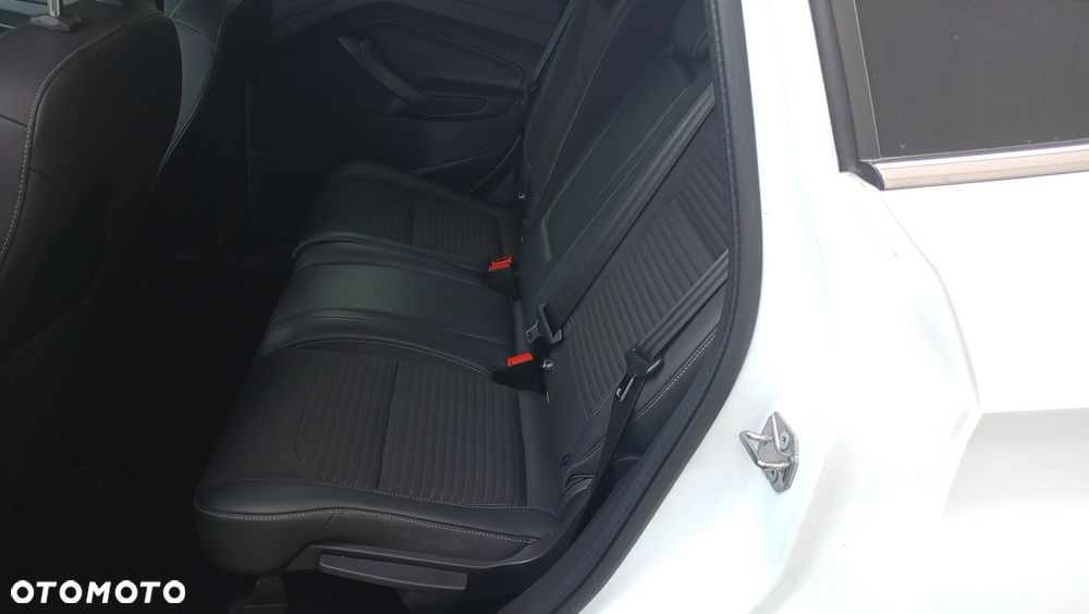 Ford Kuga 2.0 TDCi 4x4 Titanium - 21
