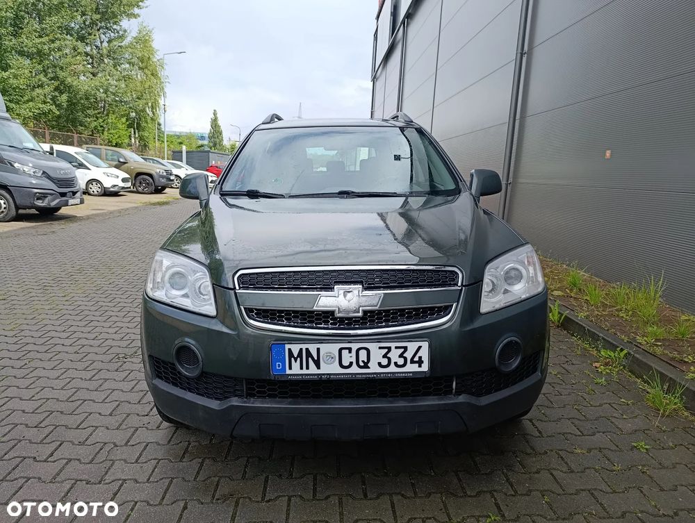 Chevrolet Captiva 2.4 2WD 7 Sitzer LS Family Edition - 7