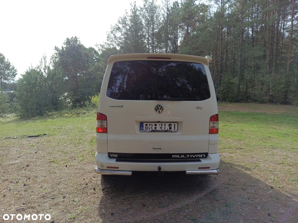 Volkswagen Multivan - 5
