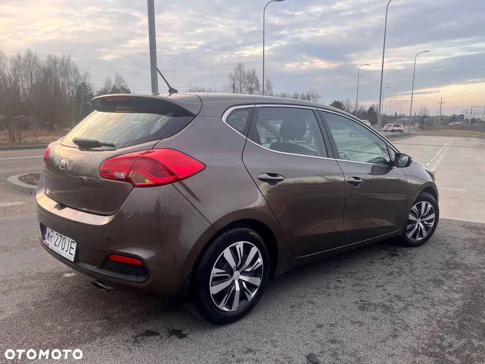 Kia Ceed 1.6 GDI L - 8