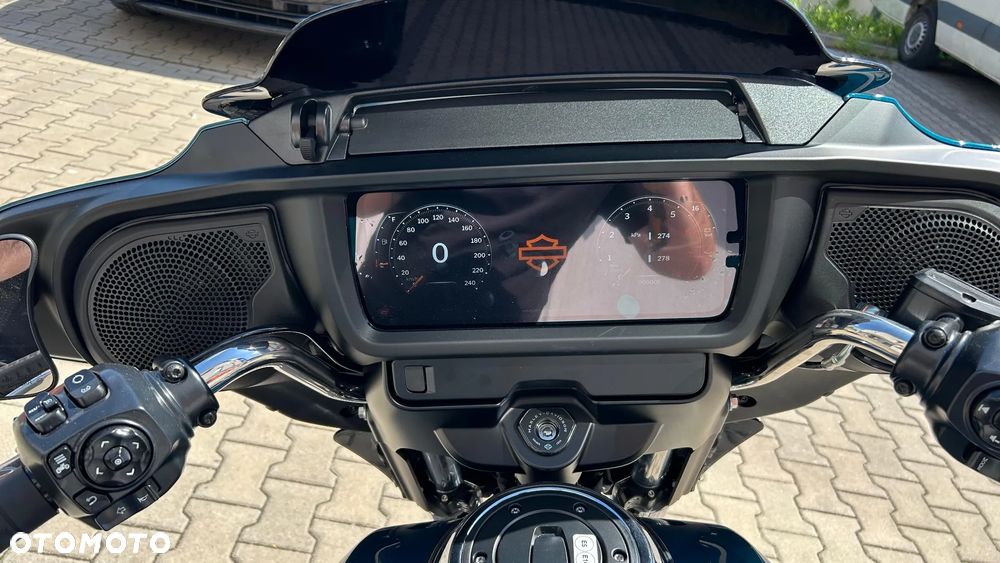 Harley-Davidson Touring Street Glide - 10