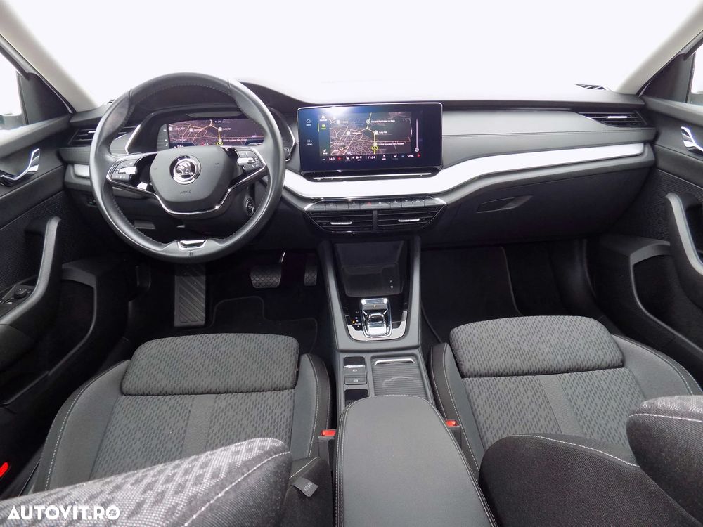 Skoda Octavia Combi 2.0 TDI DSG Ambition - 10