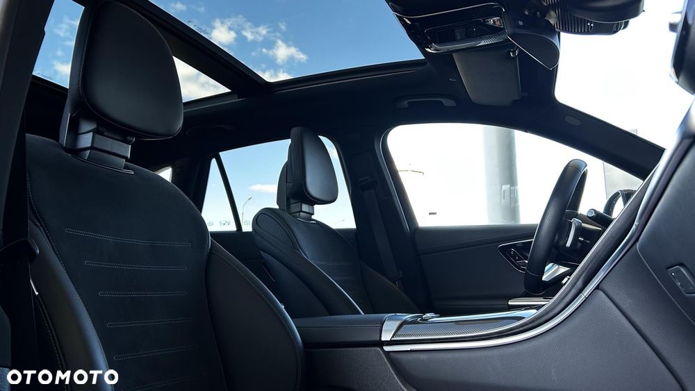 Mercedes-Benz GLC - 25