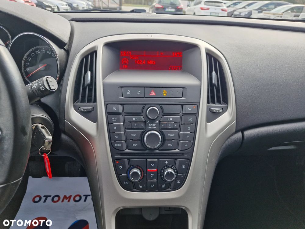 Opel Astra - 24