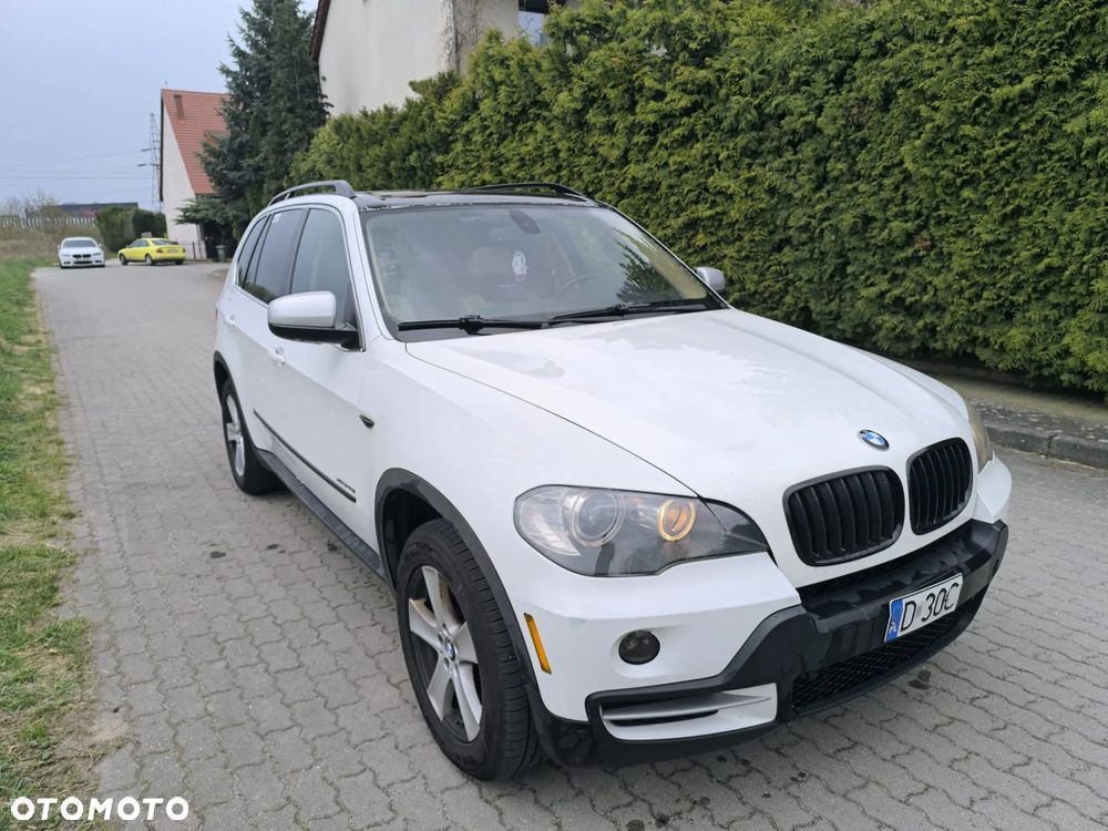 BMW X5 4.8i xDrive - 10