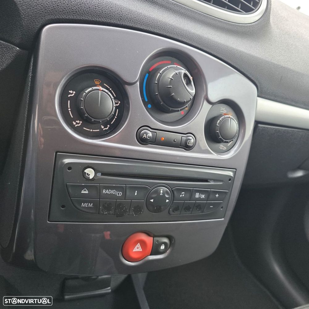 Renault Clio 1.5 dCi Dynamique S - 7