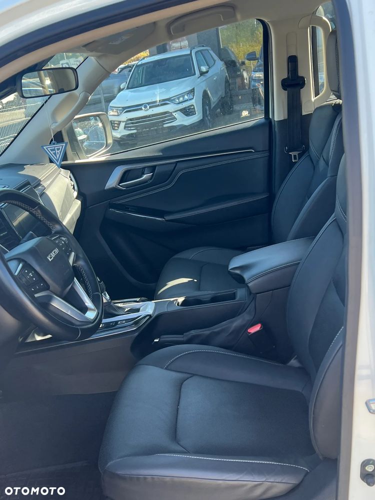 Isuzu D-Max 1.9 DC LSX - 11