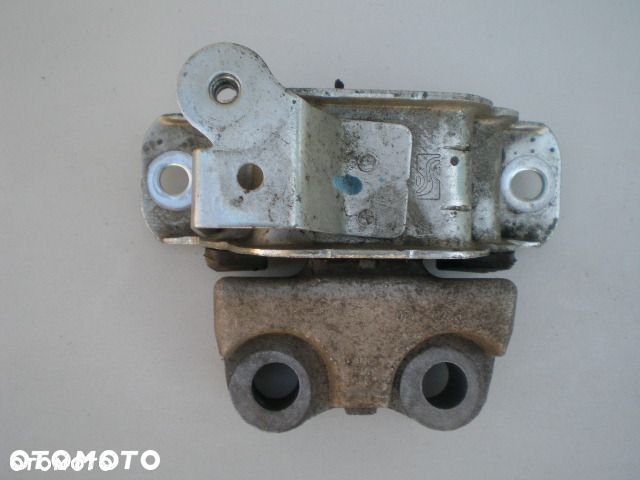 Fiat Grande Punto 1,2 1,4 benzyna Lapa silnika - 1