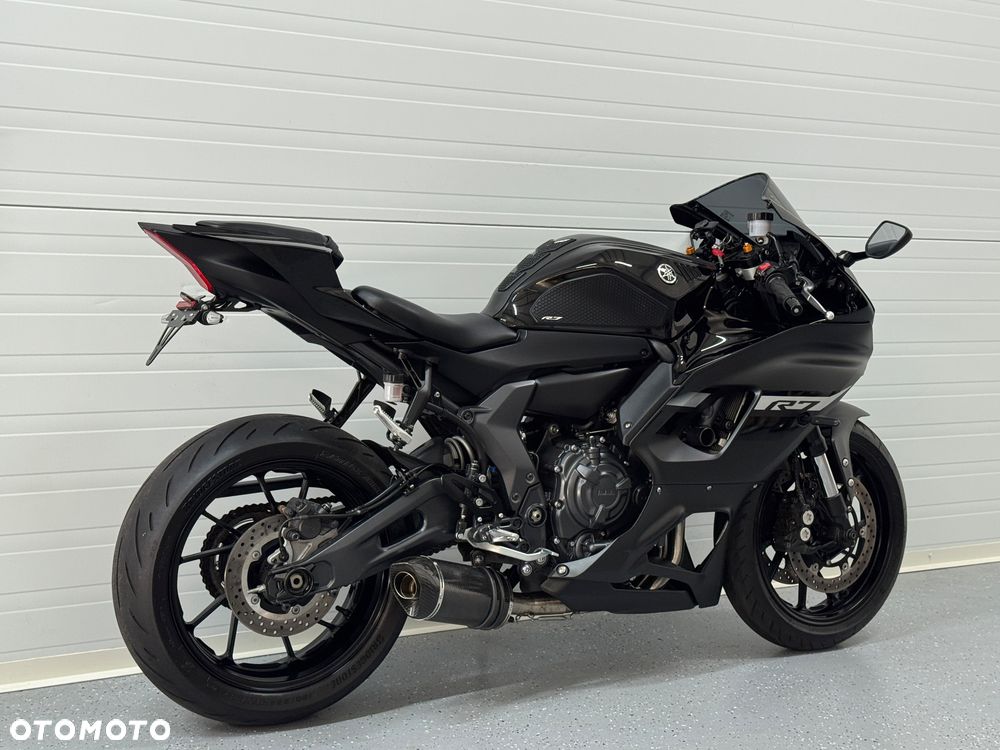 Yamaha R7 - 3