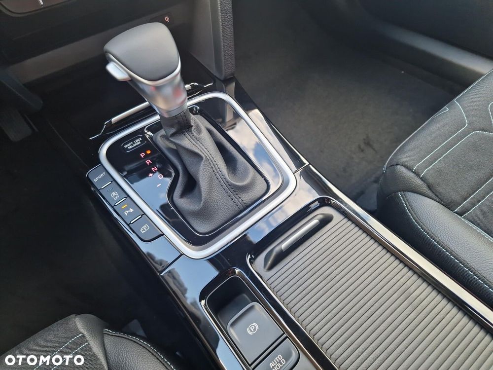 Kia XCeed - 15