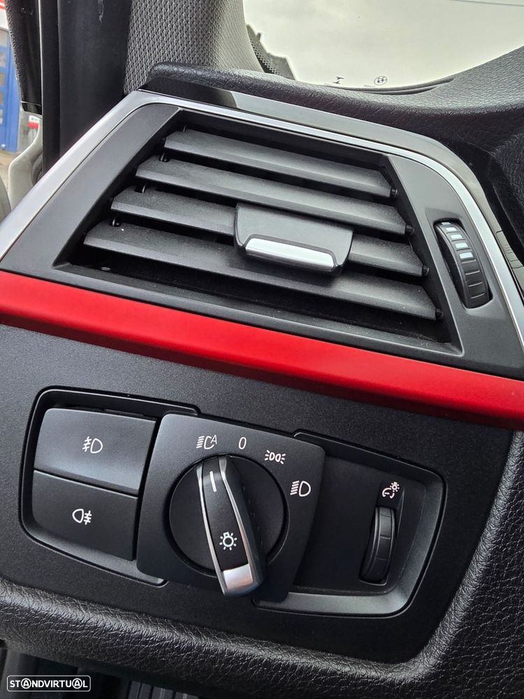 BMW 330 e iPerformance Line Sport - 22