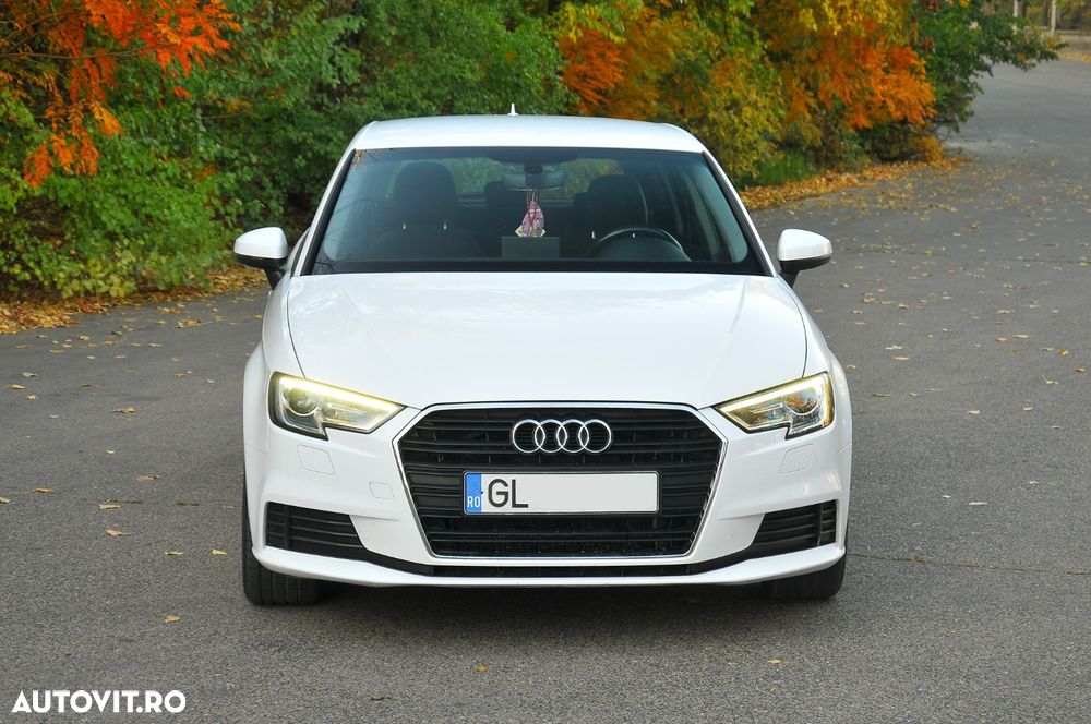 Audi A3 2.0 TDI S tronic Sport - 23