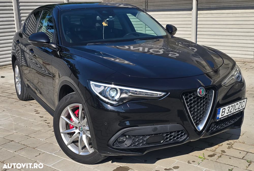 Alfa Romeo Stelvio - 1