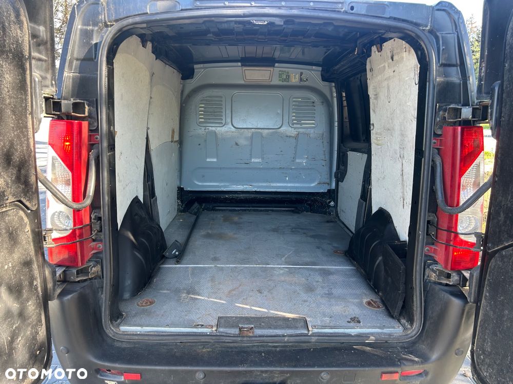 Peugeot Expert - 13