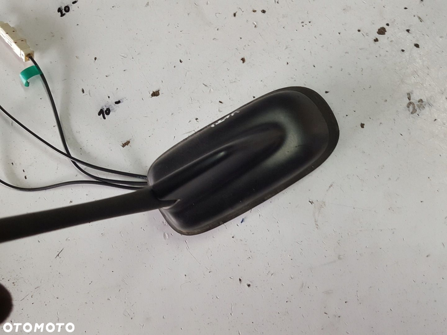 SKODA YETI 09-13r ANTENA RADIA NAWIGACJI 6R0035501C - 3