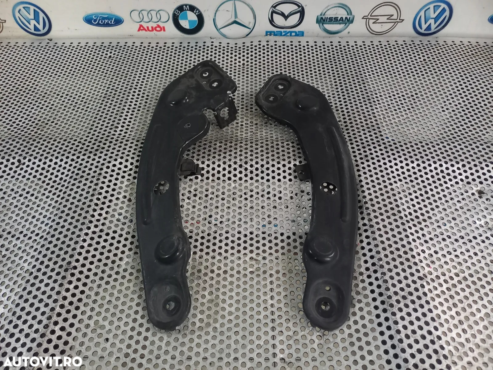 Suporti Suport Aripa Extensie Trager Stanga Dreapta Vw T-Roc - Dezmembrari Arad - 2