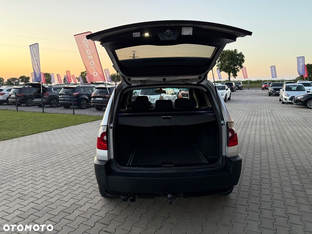 BMW X3 2.5i - 25
