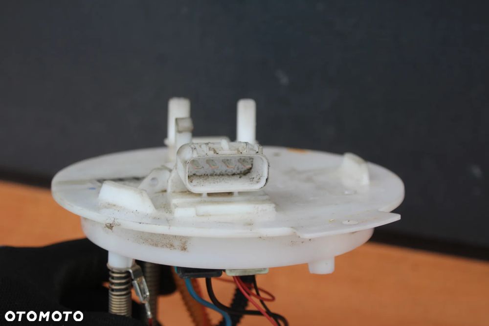 POMPKA POMPA PALIWA PŁYWAK OPEL INSIGNIA A 1.6 TURBO 13577224 - 5